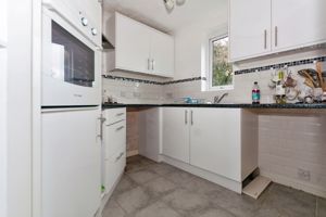 KITCHEN- click for photo gallery